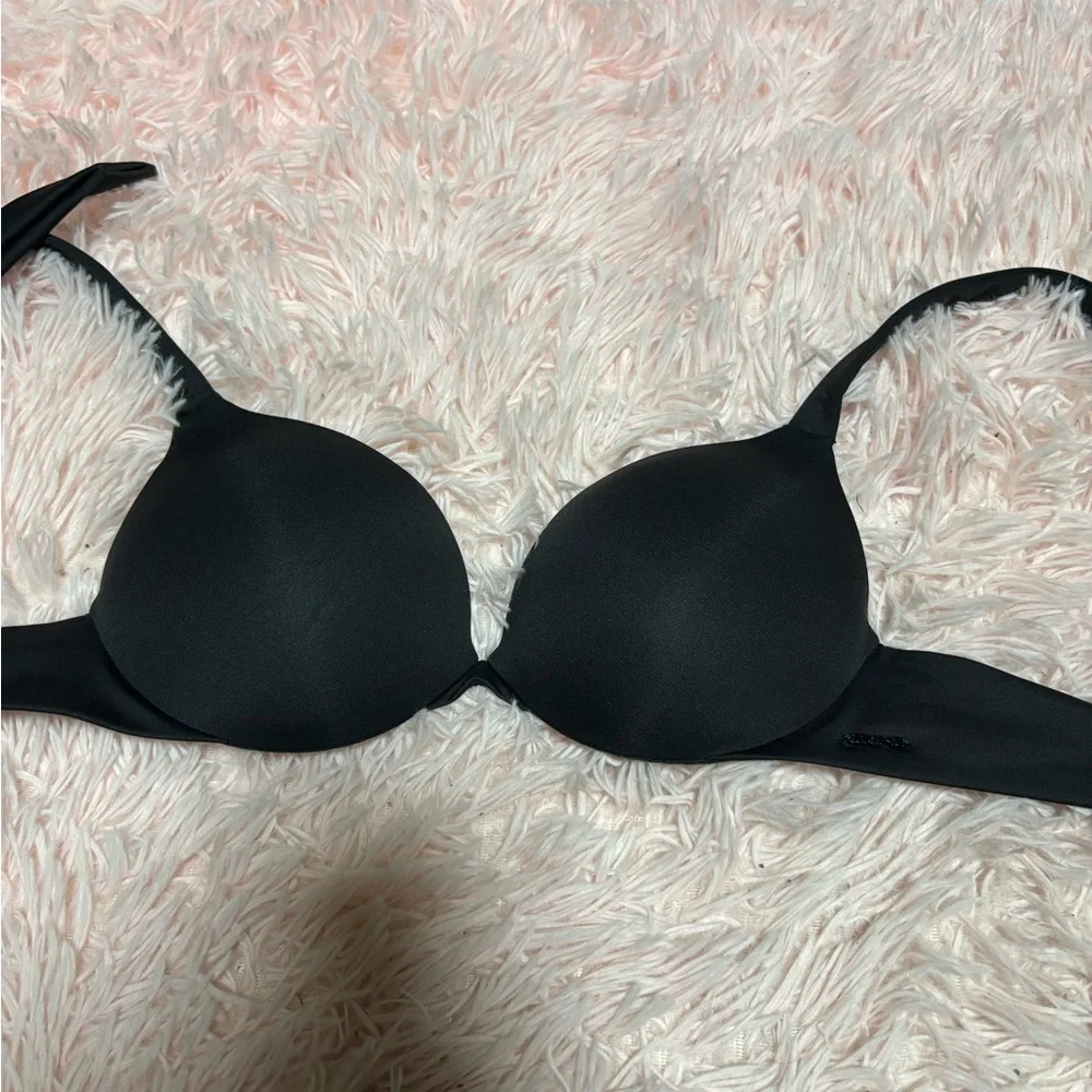 SKIMS Black Push-Up Swim Bikini Top